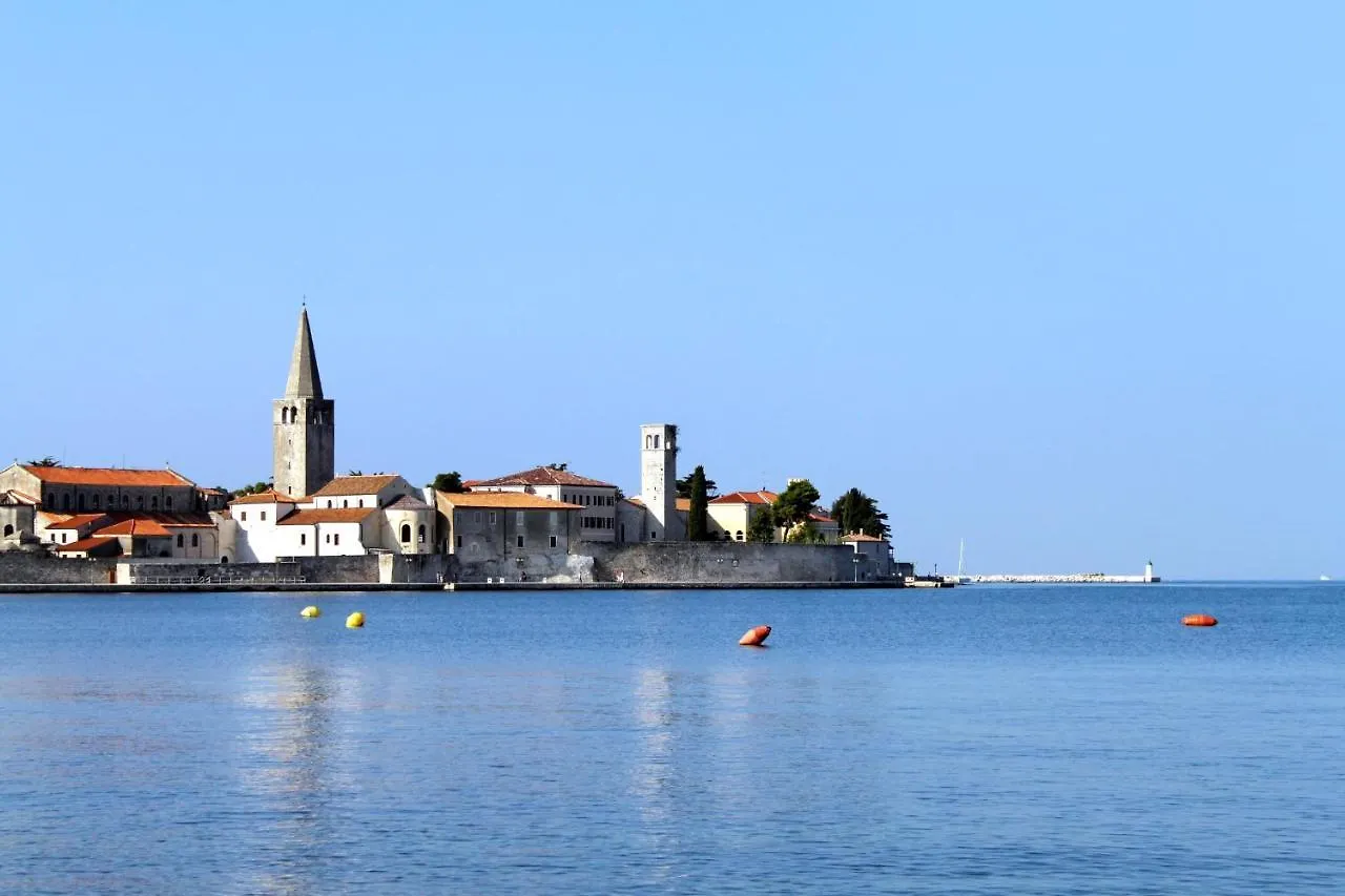 Apartments With A Parking Space Porec - 6984