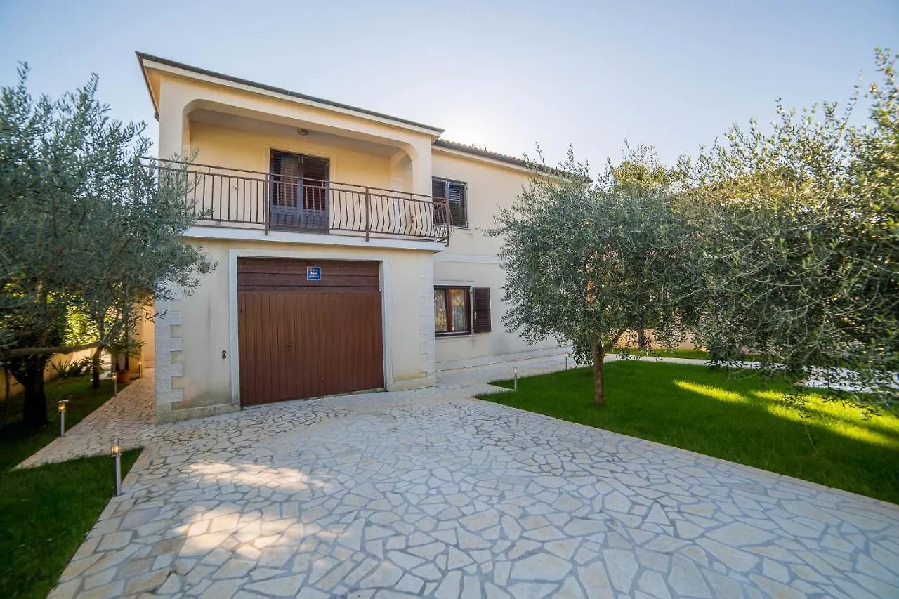 Apartments With A Parking Space Porec - 6984