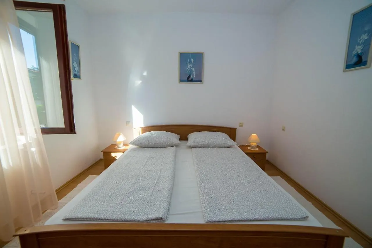 Apartments With A Parking Space Porec - 6984 Croatia