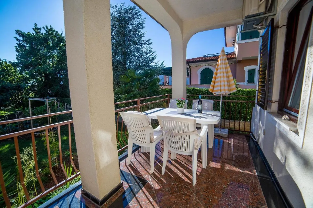 Apartments With A Parking Space Porec - 6984 0*,  Croatia